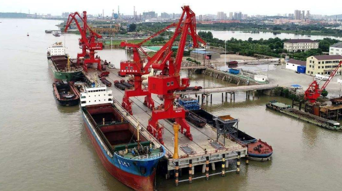 松江概述露天料场港口封闭问题的实行方法